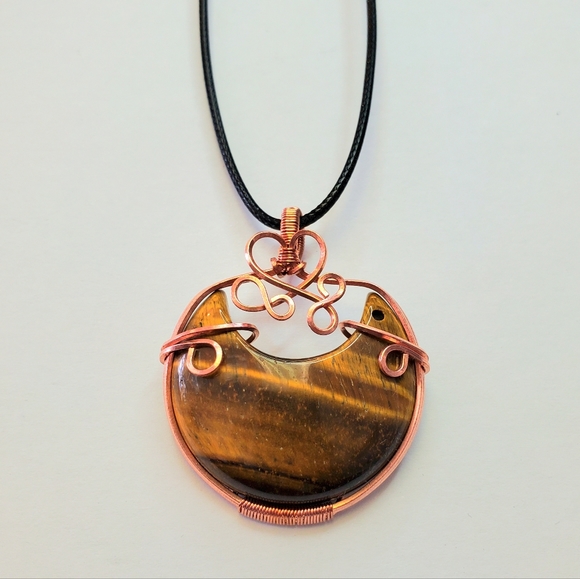 Tiger eye moon necklace - Picture 3 of 4